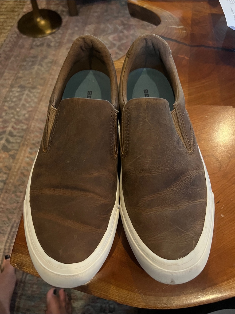 SeaVees Men’s shoes size 9